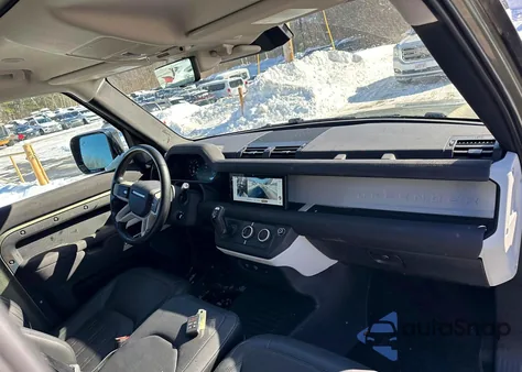 2021 Land Rover Defender 90 1St Edition z USA, uszkodzony, nr VIN SALEV6RU6M2049366